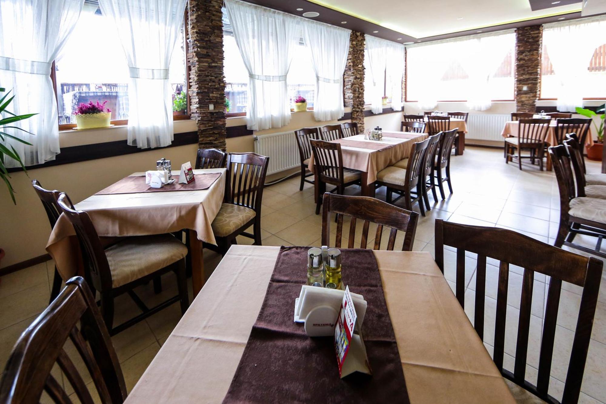 Sharkov Family Hotel Ognyanovo  Bagian luar foto